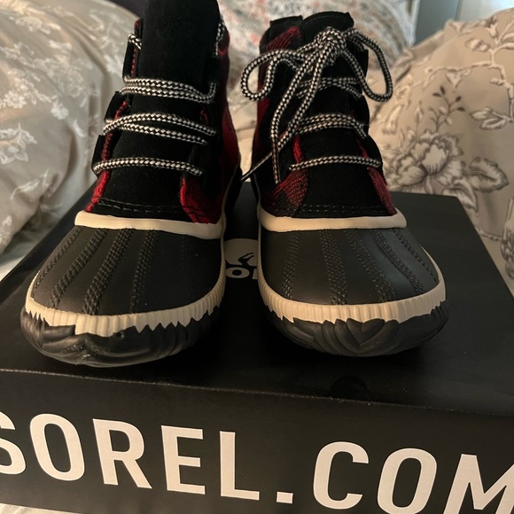 Women’s Sorel boots - Picture 6 of 6